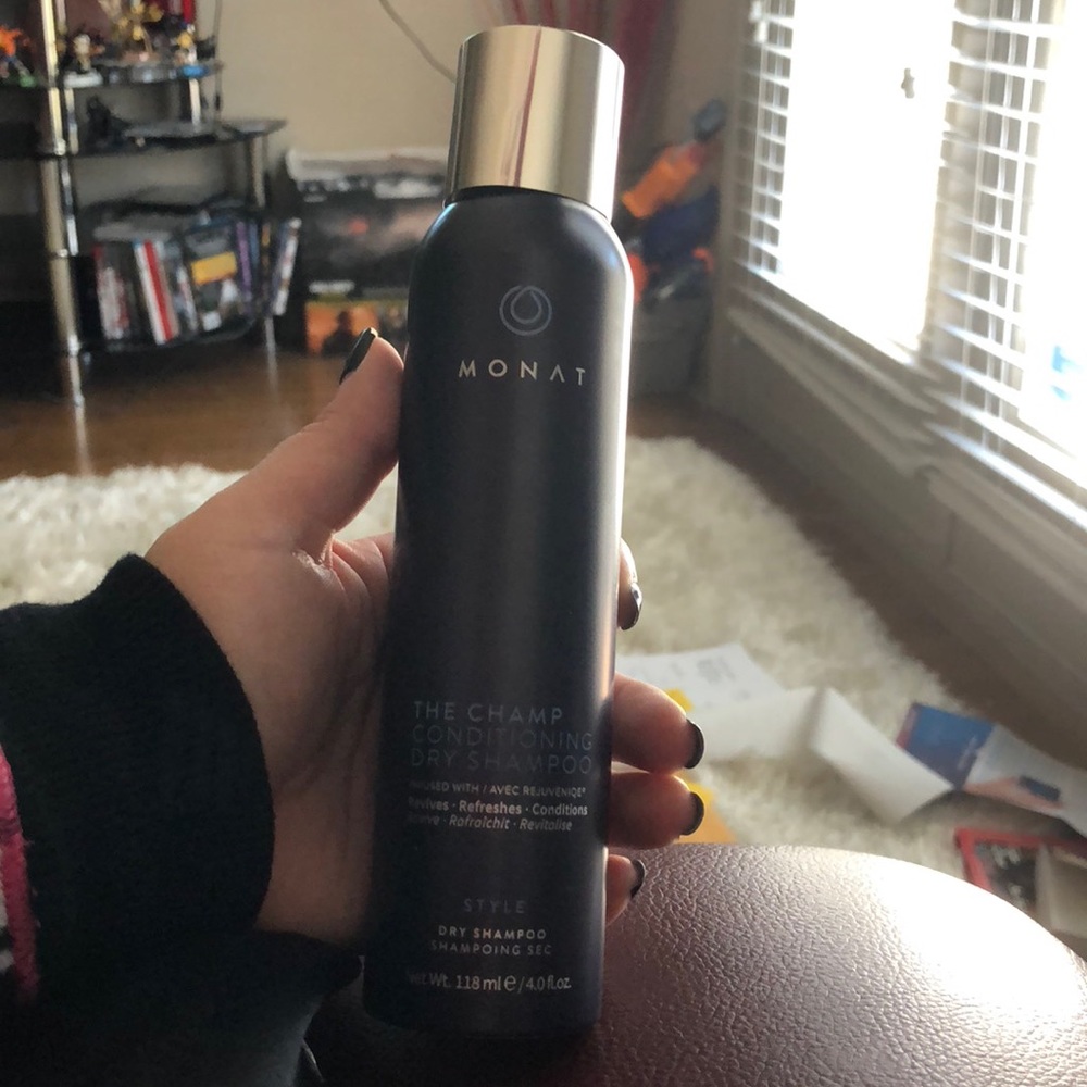 Monat- The Champ Conditioning Dry Shampoo